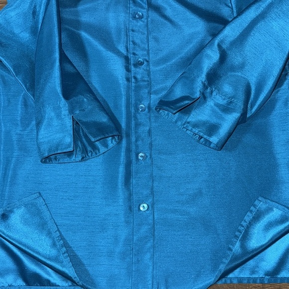 DRAPERS&DAMONS Teal Button-Up Women's Top - Picture 7 of 7